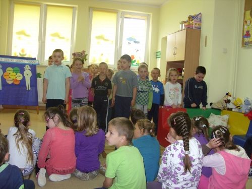 Grafika #0: "Co każde dziecko wiedzieć powinno"