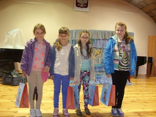 Grafika #0: Stary Clown i morze