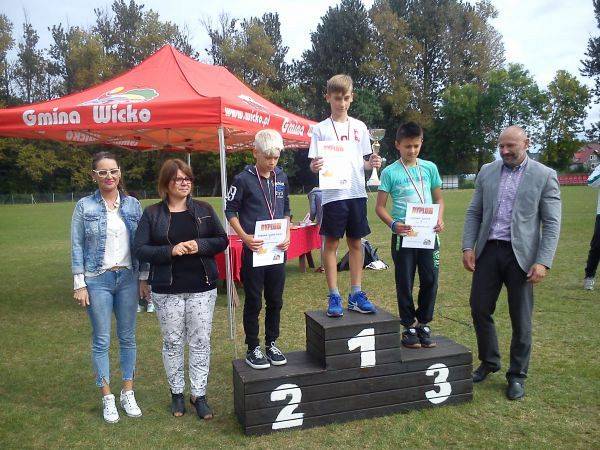 Grafika #0: "Biegowe Cztery Pory Roku"