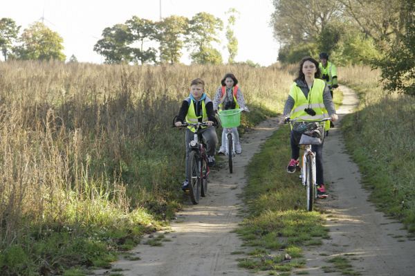 Grafika #0: Wycieczka rowerowa z okazji Europejskich Dni Ptaków