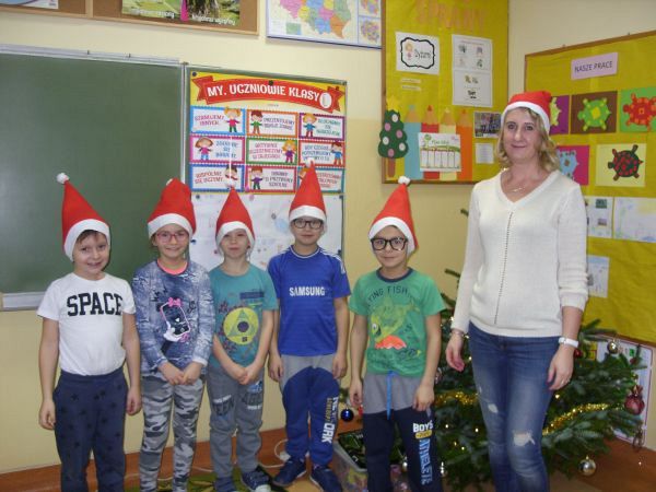 Grafika #0: Wyjątkowe Mikołajki w kl. II