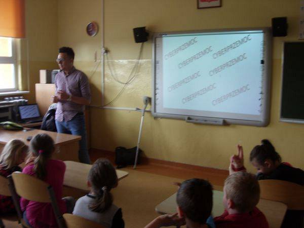 Grafika #0: Warsztaty: Ciemna strona cyberświata