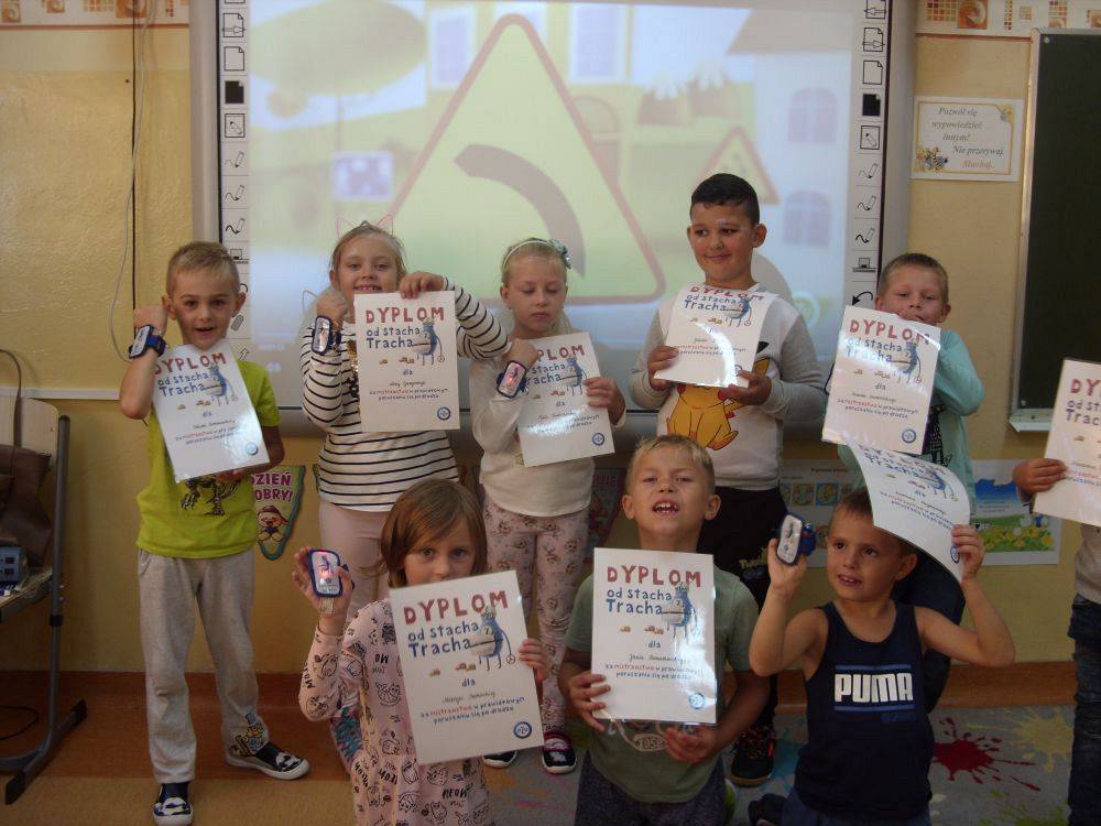 Grafika #0: Bezpiecznie z Niestraszakami