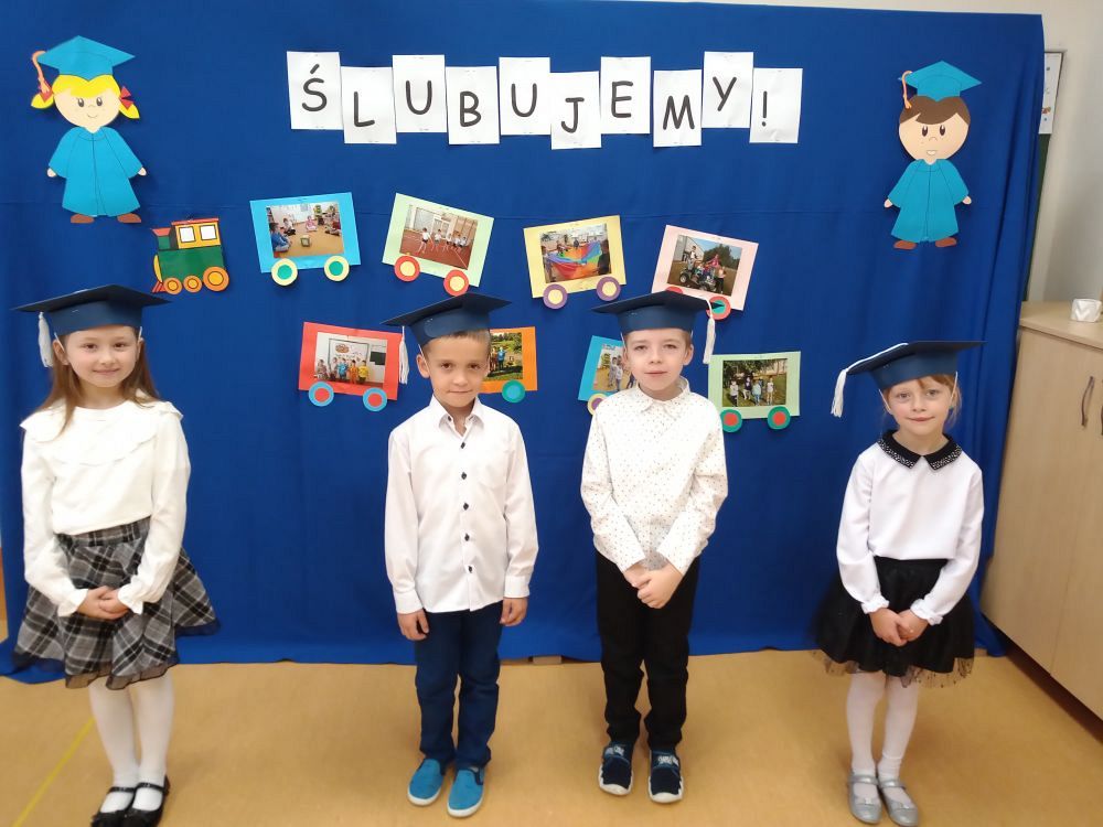 Grafika #0: Ślubowanie klasy pierwszej