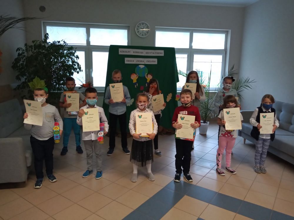 Grafika #0: Szkolny Konkurs Recytatorski