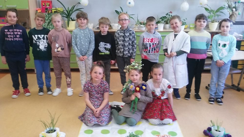 Grafika #0: Zielony dom