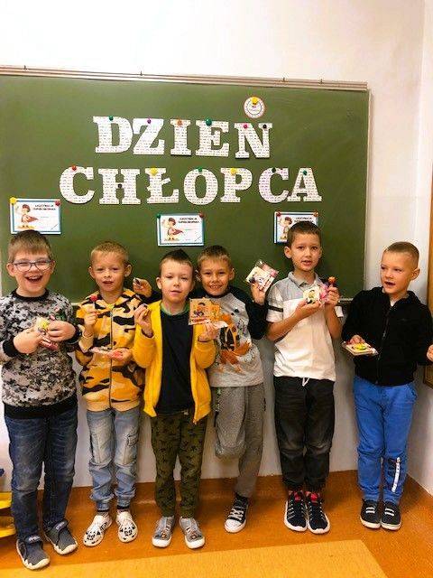 Grafika #0: Dzień Chłopaka w klasach 1-3