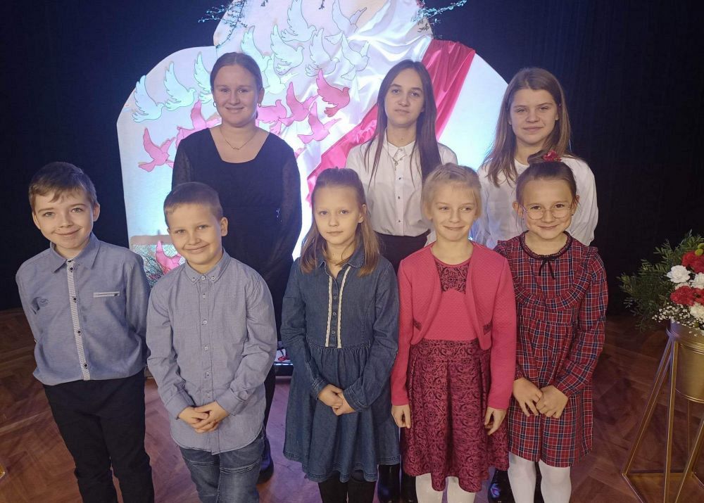 Grafika #0: Konkurs recytatorski "Wojenne Historie"