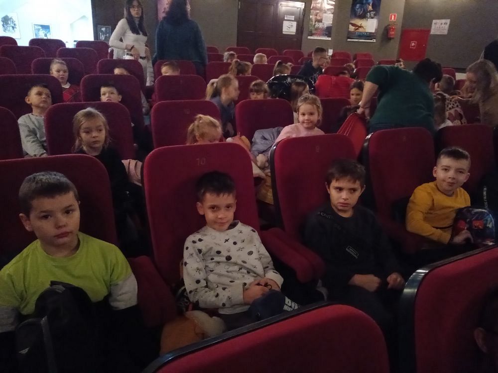 Grafika #0: Wycieczka na spektakl "Kot w butach"