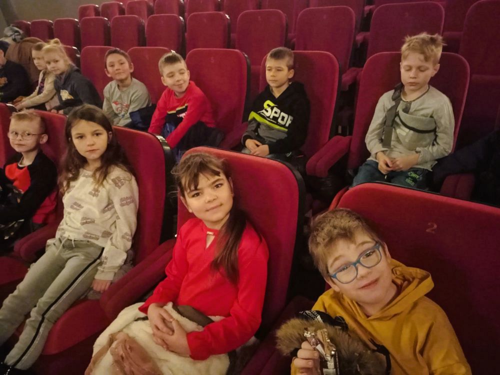 Grafika #0: Widowisko teatralne ,,Piotruś Pan"