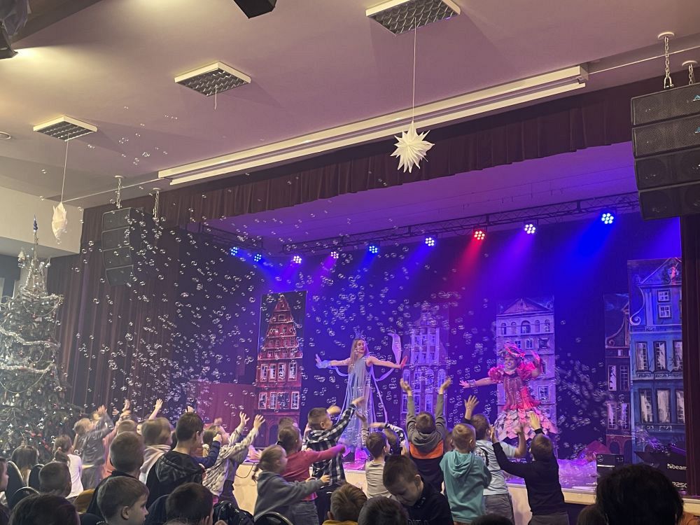 Grafika #0: Spektakl ekologiczny Teatru Katarynka Frania Recykling Cztery Żywioły i Ekodancing