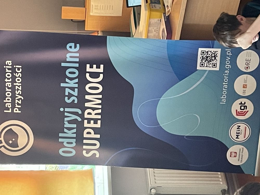 Grafika #0: Mobilne Laboratorium Przyszłości z wizytą w naszej szkole