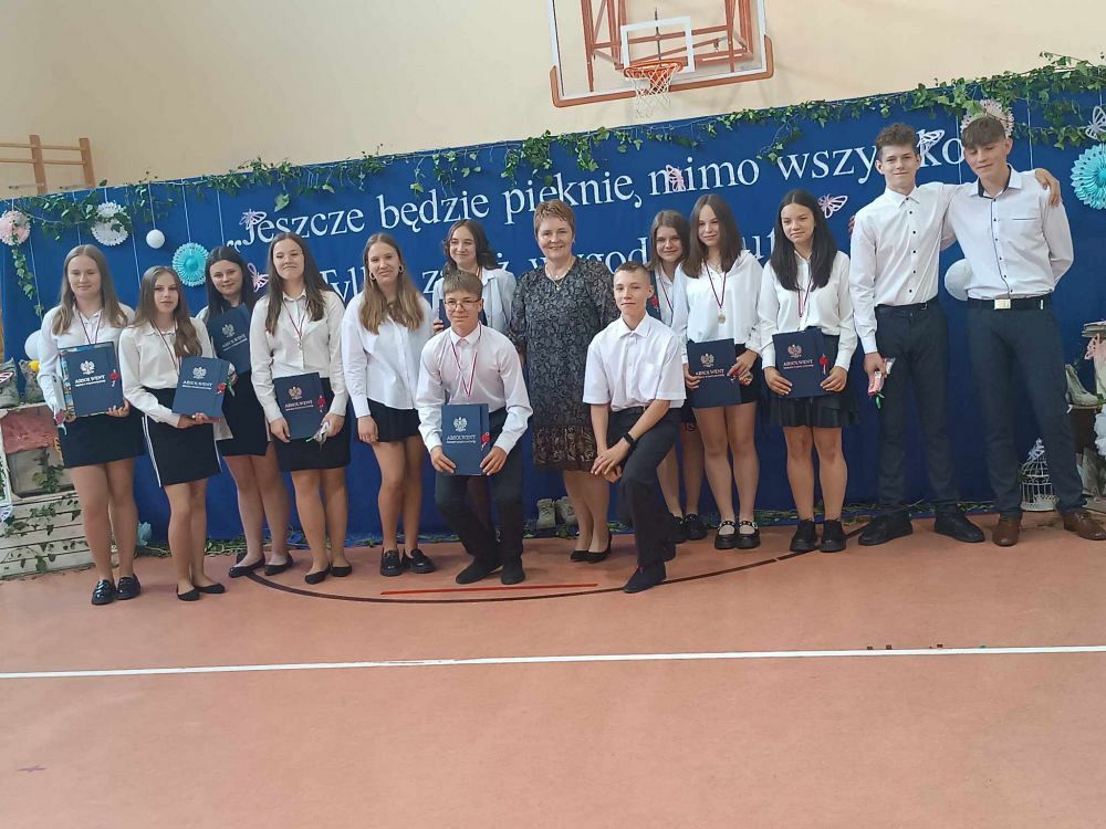 Grafika #0: Uroczyste zakończenie roku szkolnego 2022/2023