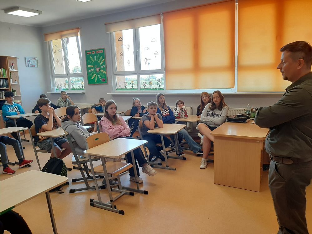 Grafika #0: Spotkanie z Leśniczym