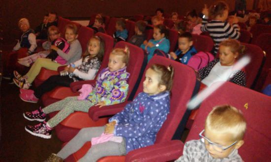 Grafika #0: Wyjazd do kina - Gdynia Dzieciom