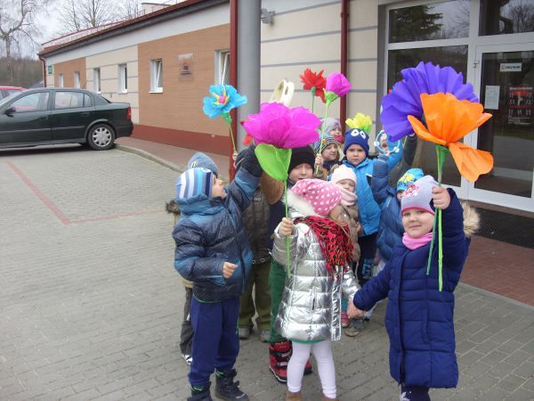 Grafika #0: Powitanie Wiosny w przedszkolu