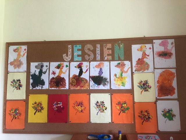 Grafika #0: Przedszkolaki witają jesień