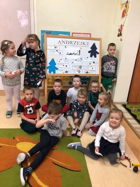 Grafika #0: Andrzejki w przedszkolu