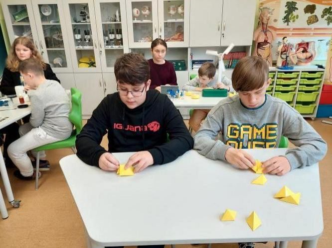 Grafika #0: Ekoenergetyczni, czyli warsztaty o Odnawialnych Źródłach Energii