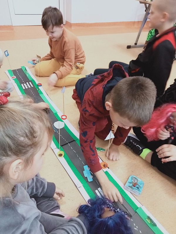 Grafika #0: Akademia Bezpiecznego Puchatka. Edycja II- kl. I