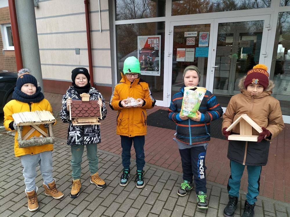 Grafika #0: Dokarmiamy ptaki -kl. II