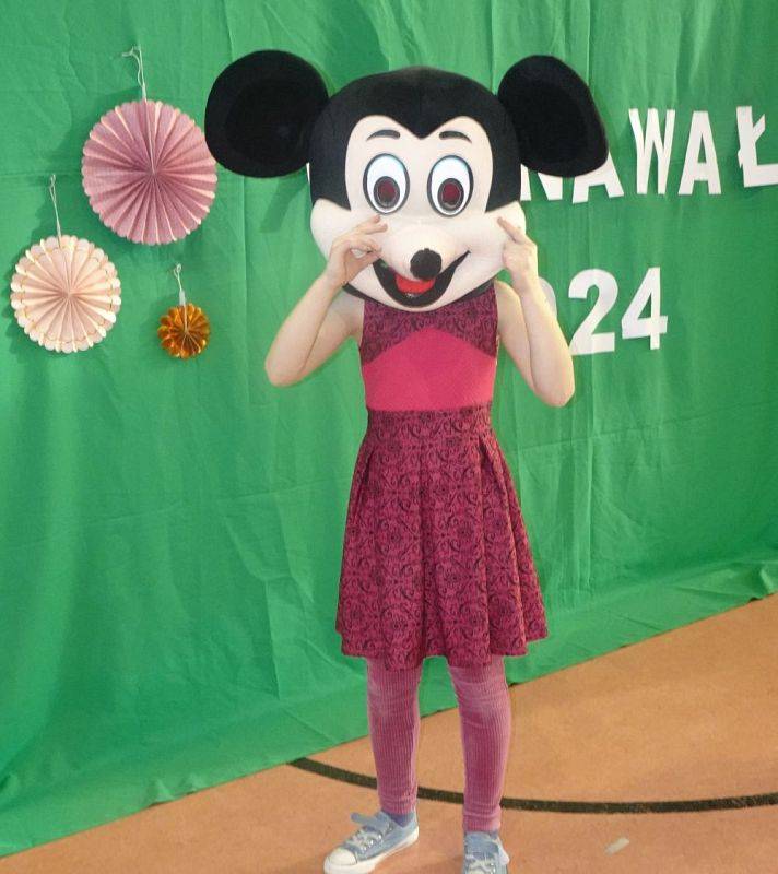 Grafika #0: Szkolny bal karnawałowy