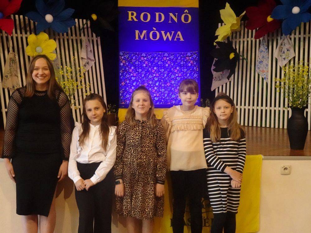 Grafika #0: 53 Konkurs Recytatorski Literatury Kaszubskiej "Rodnô Mòwa"