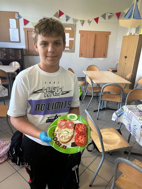 Grafika #0: "Trzymaj formę. Zdrowy styl życia"