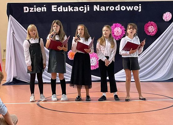 Grafika 3: Akademia z okazji Dnia Edukacji Narodowej
