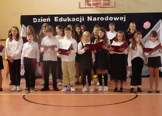 Grafika 1: Akademia z okazji Dnia Edukacji Narodowej