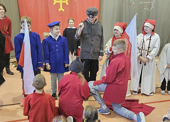 Grafika 17: "Niepodległość i Bitwa Warszawska" - żywa lekcja historii.