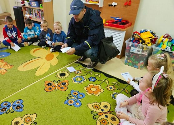 Grafika 3: Dzień Poczty i Znaczka Pocztowego