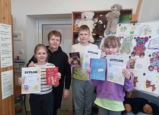 Grafika 3: Konkurs Pięknego Czytania Bajek  o Misiach