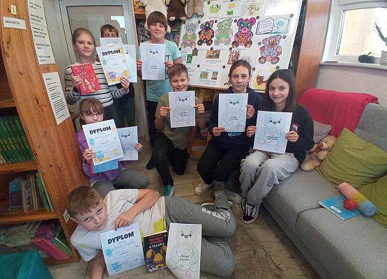 Grafika 5: Konkurs Pięknego Czytania Bajek  o Misiach