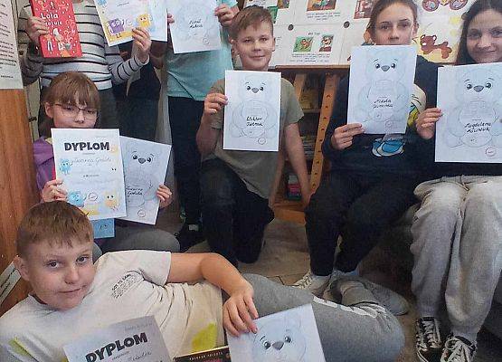 Grafika 11: Konkurs Pięknego Czytania Bajek  o Misiach