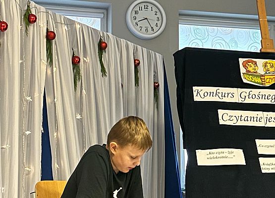 Grafika 11: Konkurs Głośnego Czytania „Czytanie jest modne”