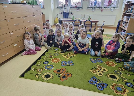 Grafika 8: Spotkanie autorskie z dr Magdaleną Kubiak