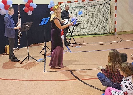 Grafika 3: Koncert Bajek Disneya