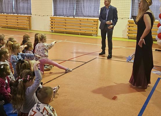 Grafika 6: Koncert Bajek Disneya