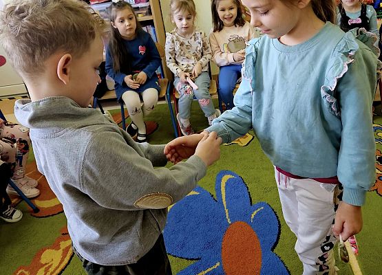 Grafika 9: Dzień Kobiet