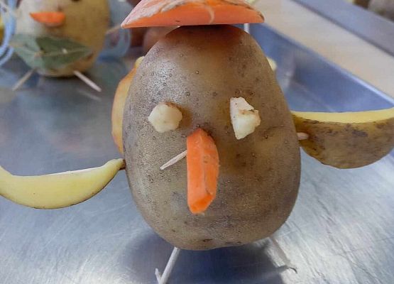 Grafika 4: Ciekawe lekcje kaszubskiego – ziemniaczane stwory