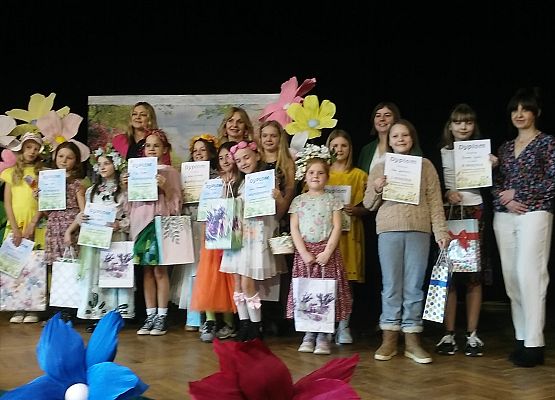 Grafika 10: Konkurs Recytatorski „Wiosna, wiosna, ach to ty”