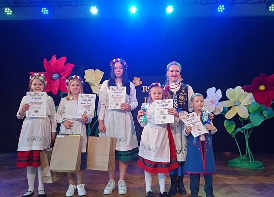 Grafika 1: 54  Konkurs Recytatorski Literatury Kaszubskiej   "Rodnô Mòwa"