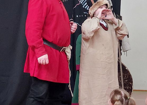 Grafika 6: Żywa lekcja historii