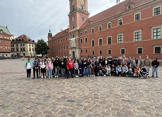 Grafika 44: Wycieczka do Warszawy