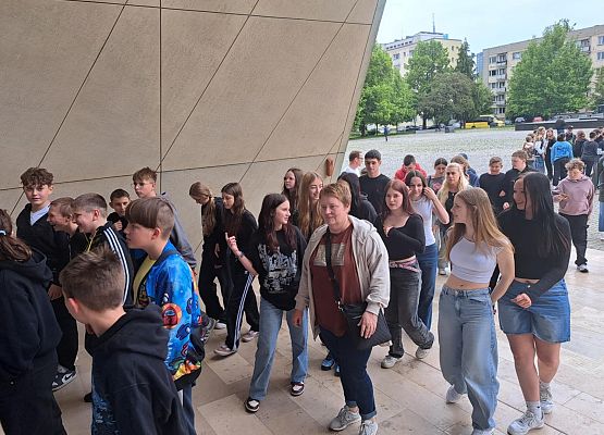 Grafika 26: Wycieczka do Warszawy