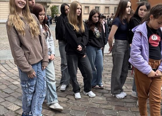 Grafika 45: Wycieczka do Warszawy