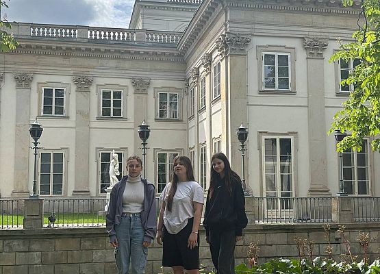 Grafika 48: Wycieczka do Warszawy