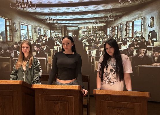 Grafika 52: Wycieczka do Warszawy