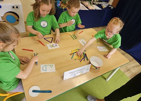 Grafika 9: Olimpiada Matematyczna w Charbrowie